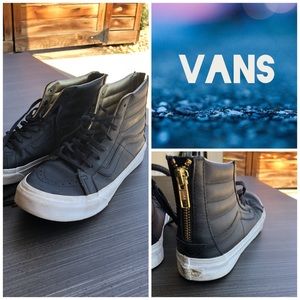 VANS Sk8 Hi - black leather with gold trim